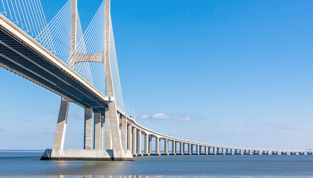 Vasco da Gama Bridge, Lisbon