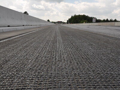 Talbrücke Holledau eingebaute Asphaltbewehrung