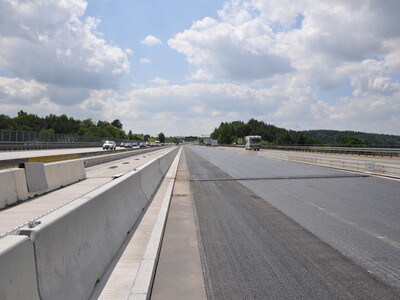 Talbrücke Holledau eingebaute Asphaltbewehrung